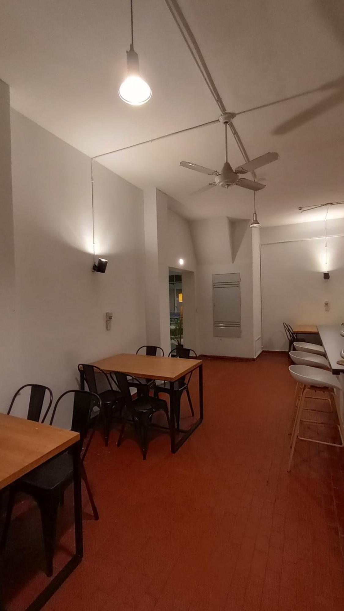 Rio Plateado Hostel บัวโนสไอเรส ภายนอก รูปภาพ